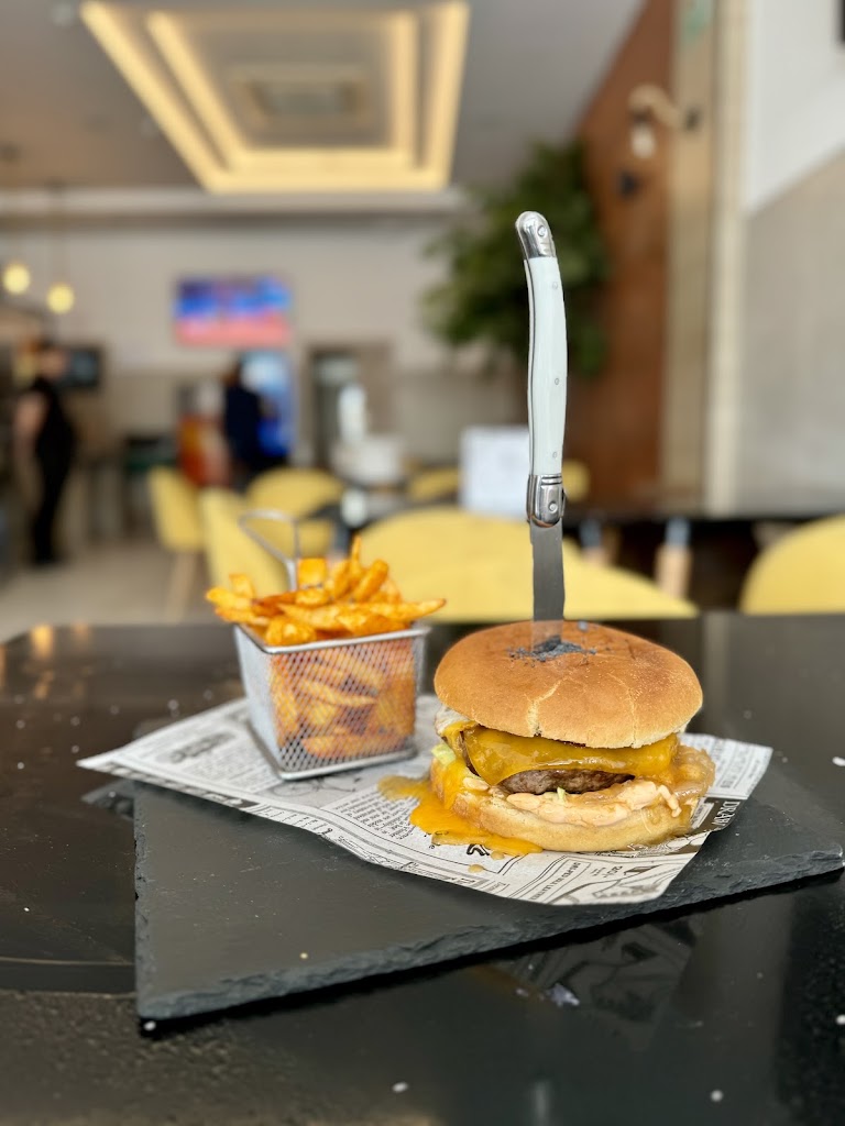 Noyer Gastrobar — Comida y bebida