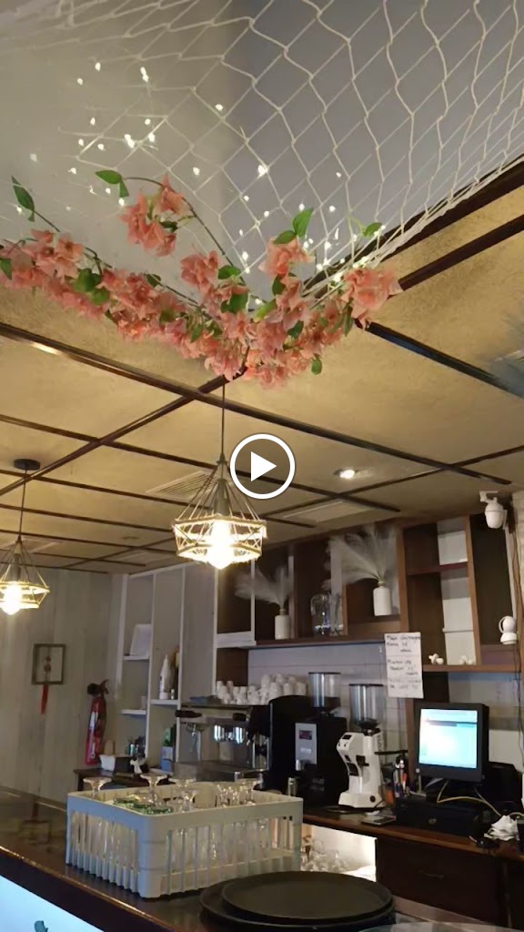 Puerto Mio, restaurante argentino — Videos