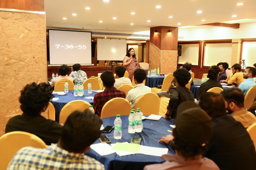 Nellikka Restaurant Kalamassery Traditional Food In Kochi