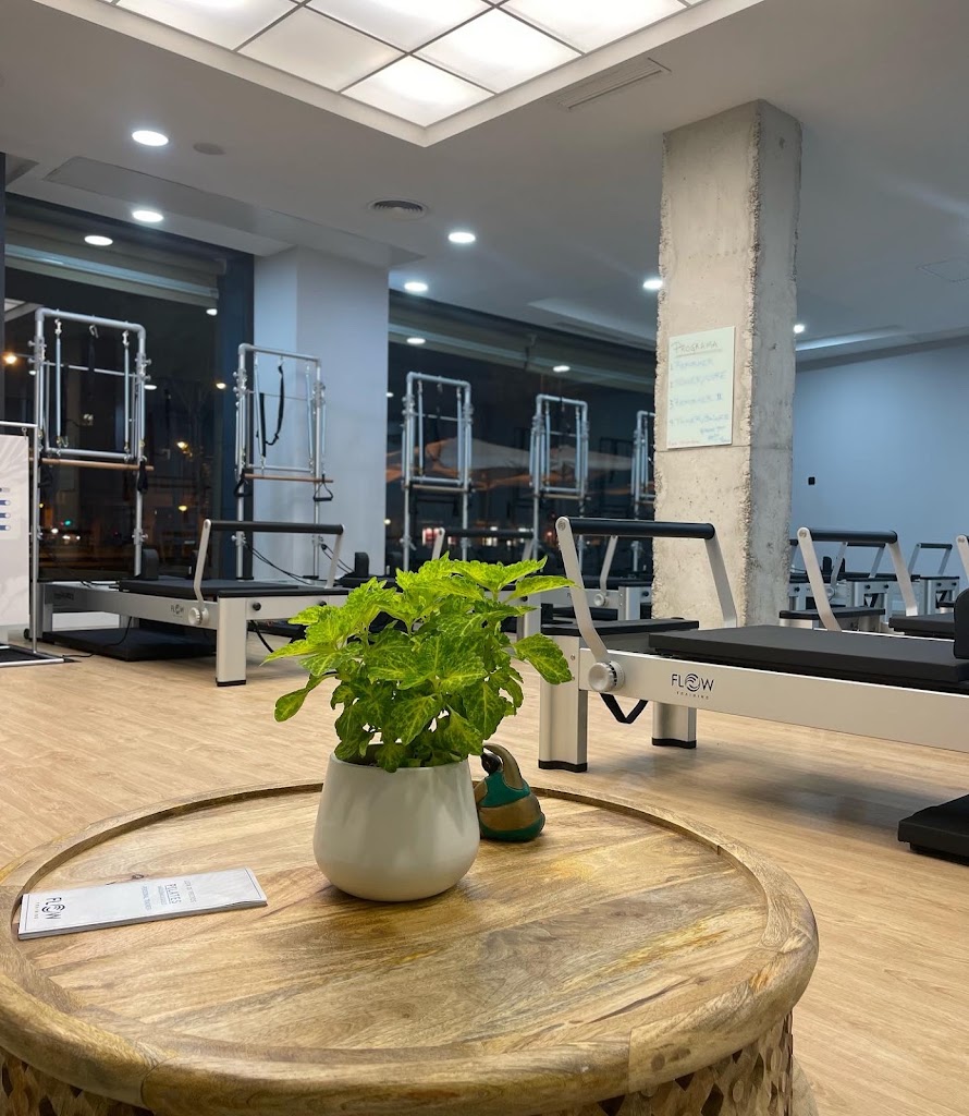 Flow Training Pilates Dos Hermanas — Del propietario