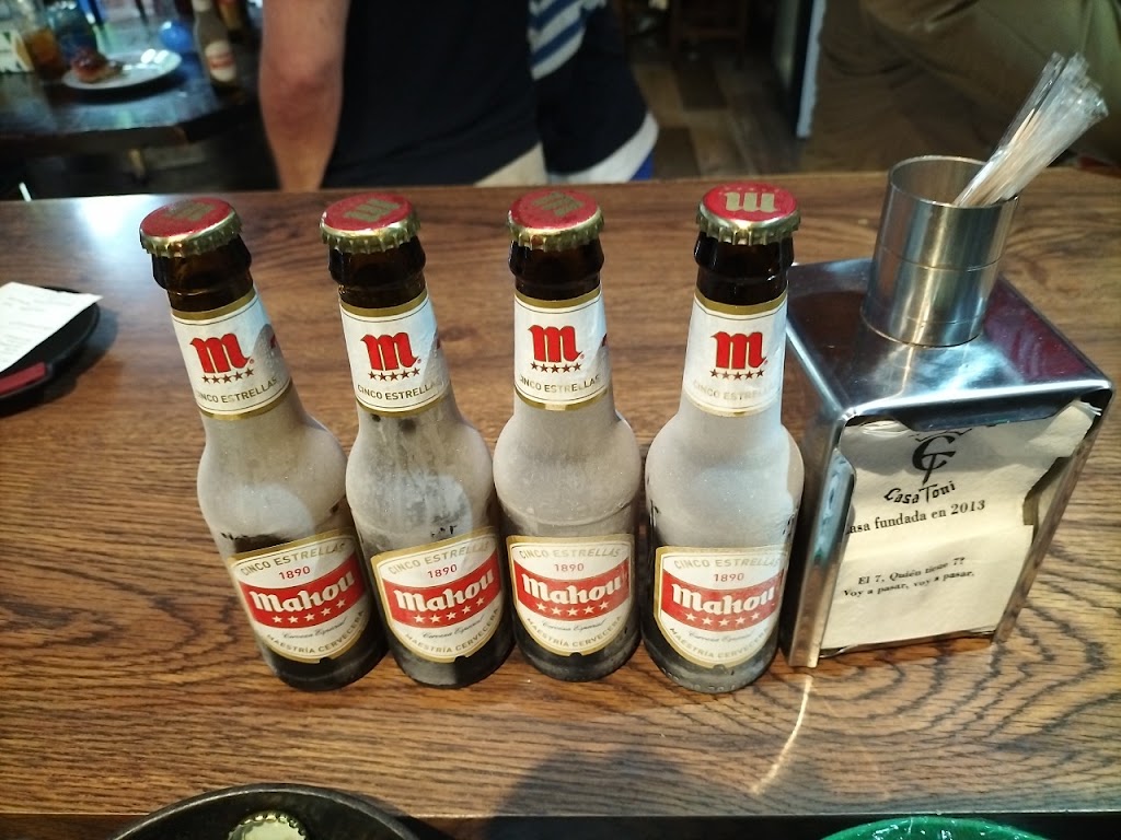 Bar Casa Toni — Comida y bebida