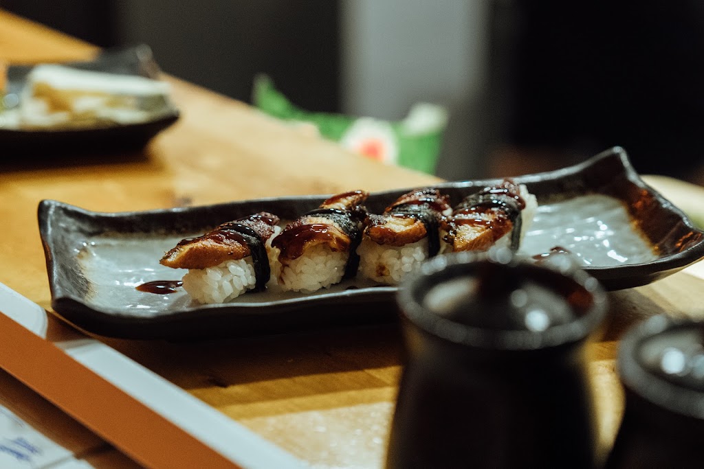 Mitsumi Sushi Banyoles — Comida y bebida
