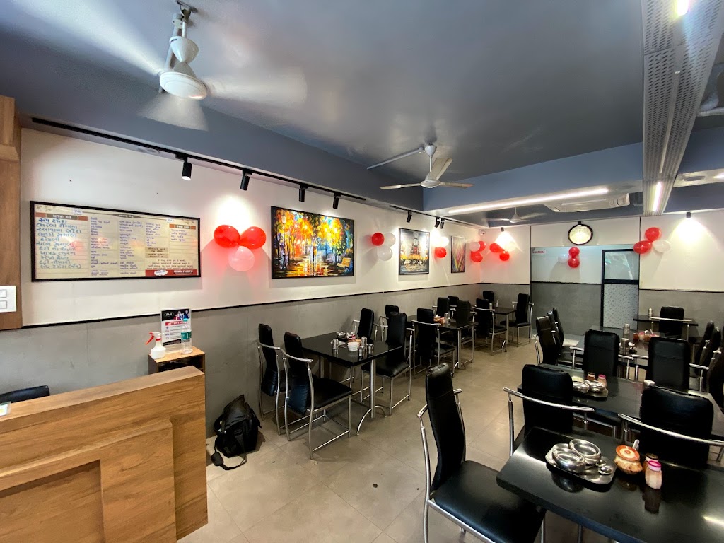 Patel Vihar Restaurant Pvr Kathiyawadi Gujarati Food Restaurant In Rajkot Best Vegetarian Restaurant In Rajkot