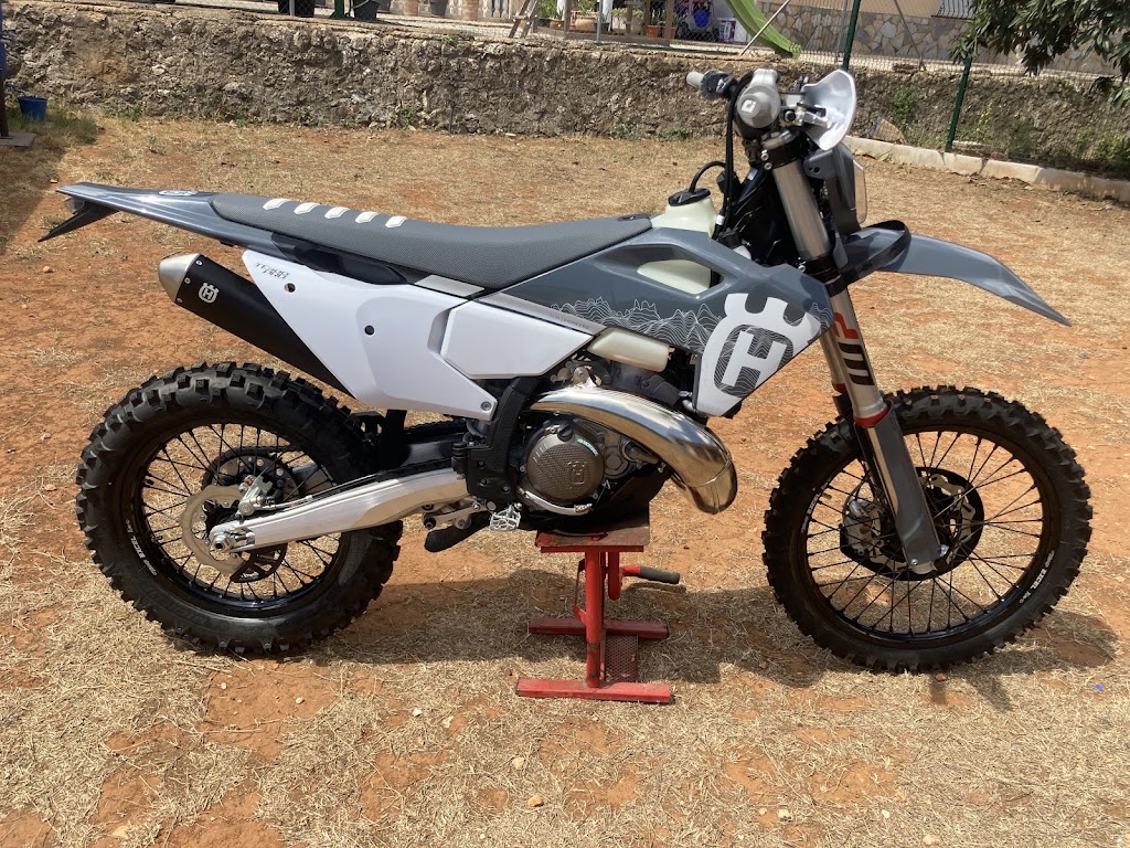 Motoland Off Road — Motocicleta