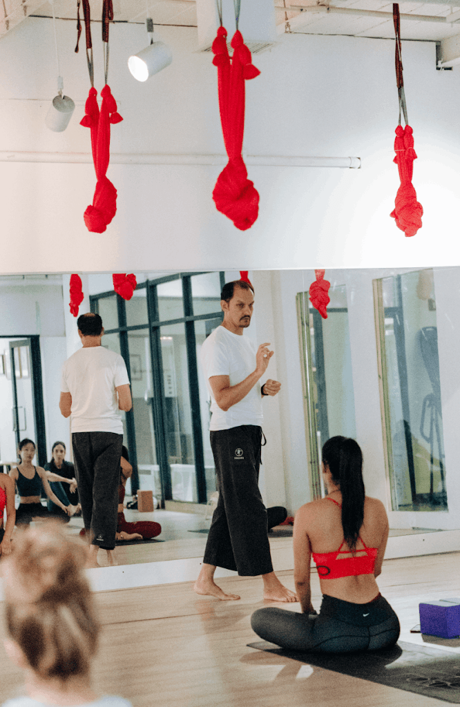  Atmananda Yoga Englewood