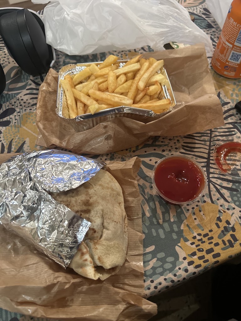 shawerma doma — Comida y bebida