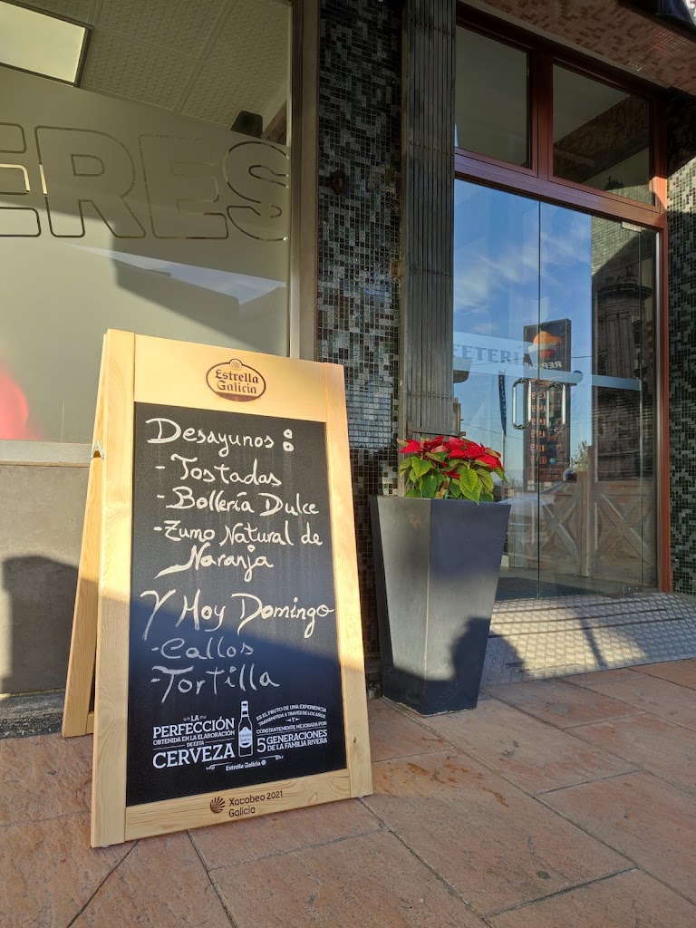 Cafe Bar PARASIQUERES — Carta