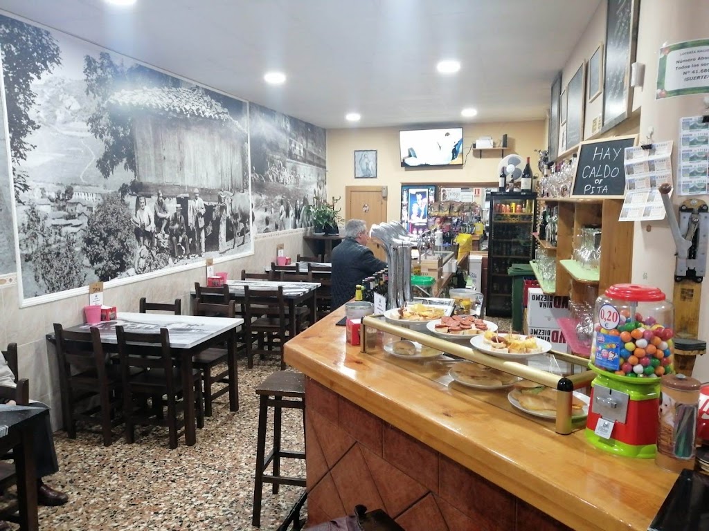 Rosaydol Bar — Ambiente