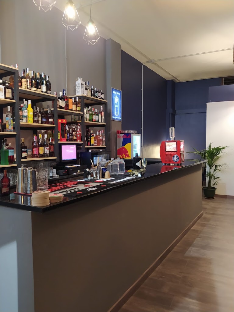 Bar Mr buho drink and food — Ambiente