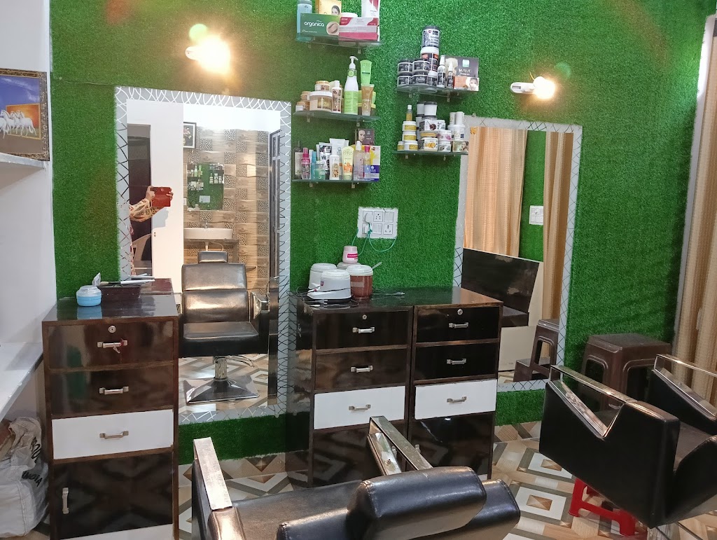 Lipsa Ladies Beauty Parlour