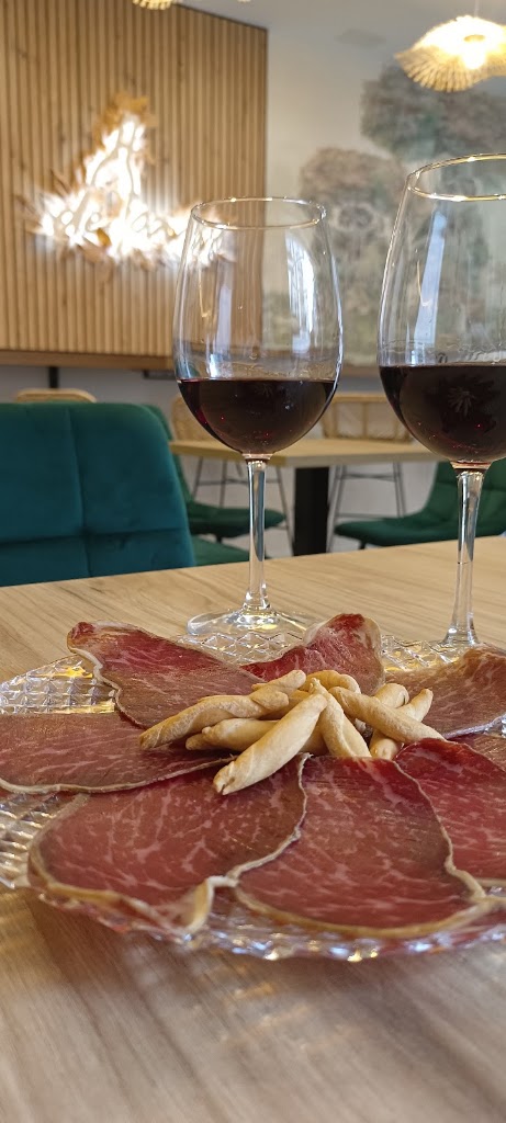 Depaso Gastrobar y Eventos — Comida y bebida