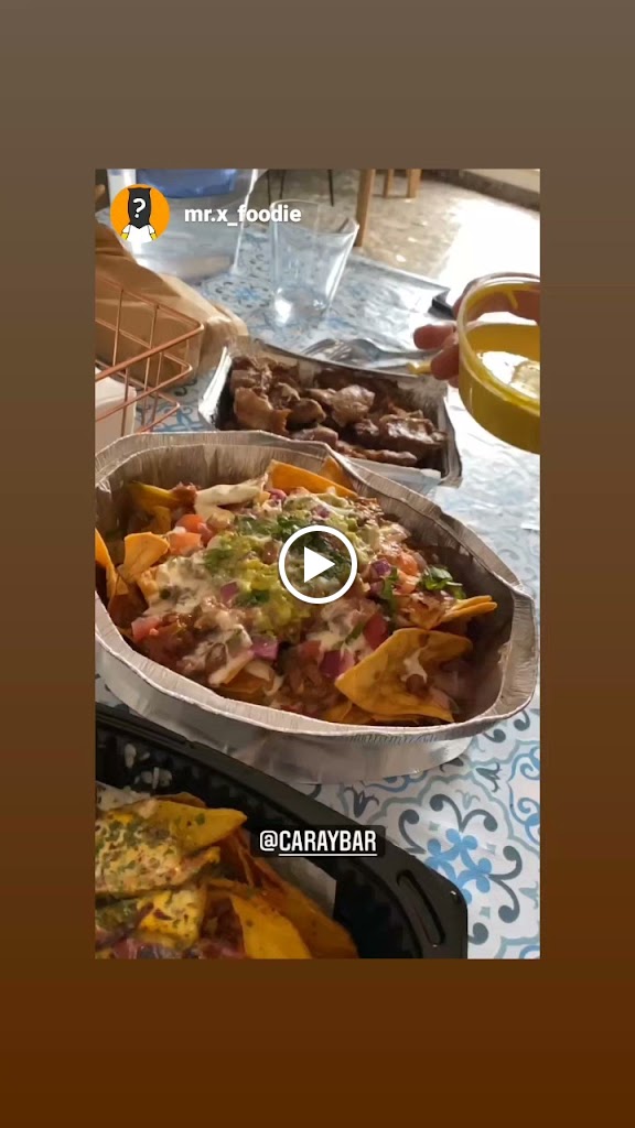 CARAY RESTAURANTE — Comida y bebida