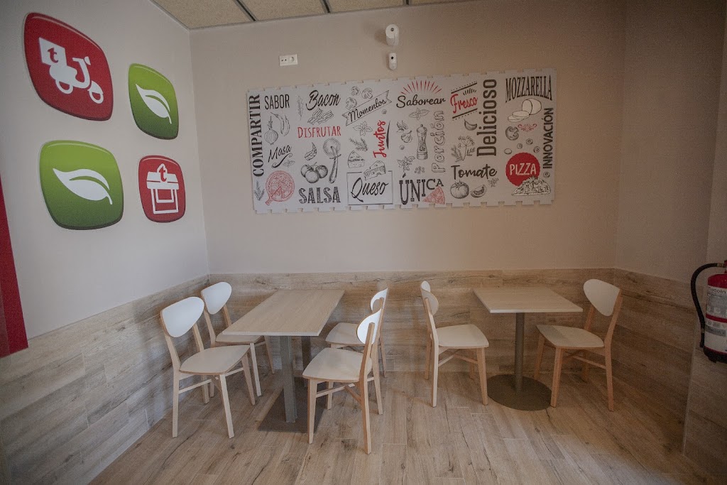 Telepizza Requena - Comida a Domicilio — Ambiente