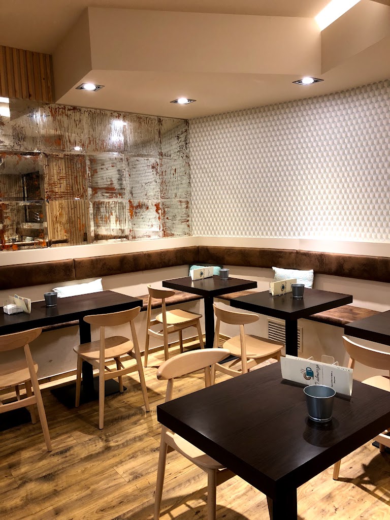 Cafeteria O Almorzo — Ambiente