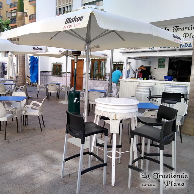 Gastrobar La Trastienda - Roscas y Vinos — Ambiente