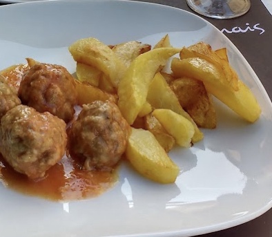 Els Desmais — Comida y bebida