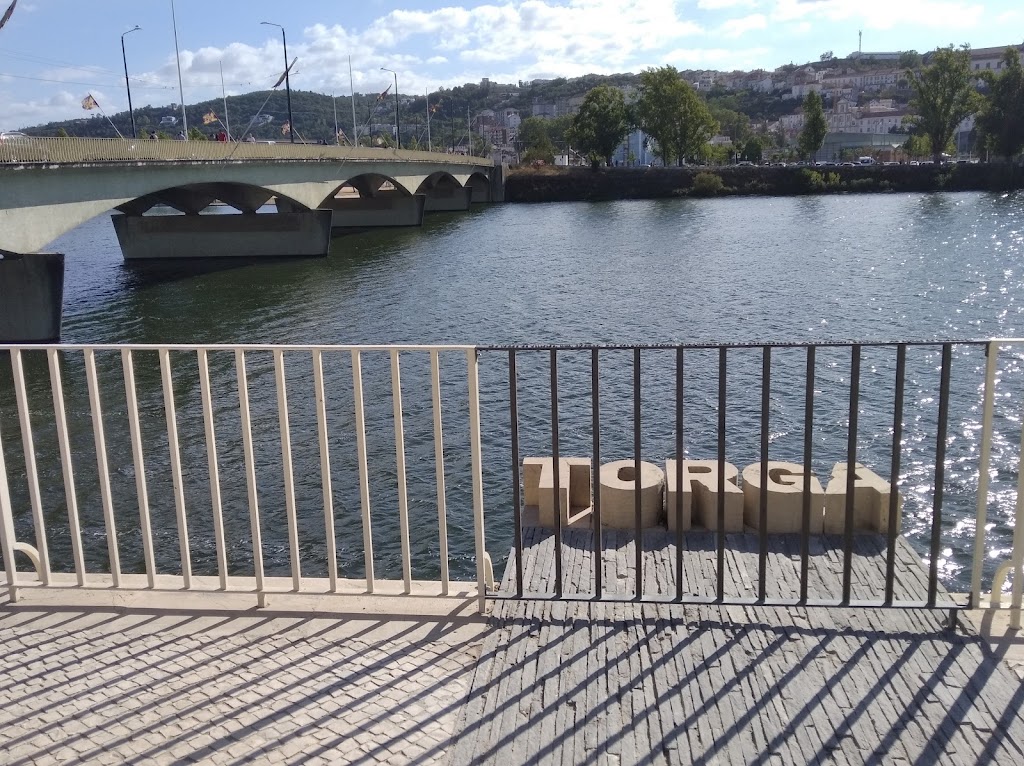 Monumento a Miguel Torga