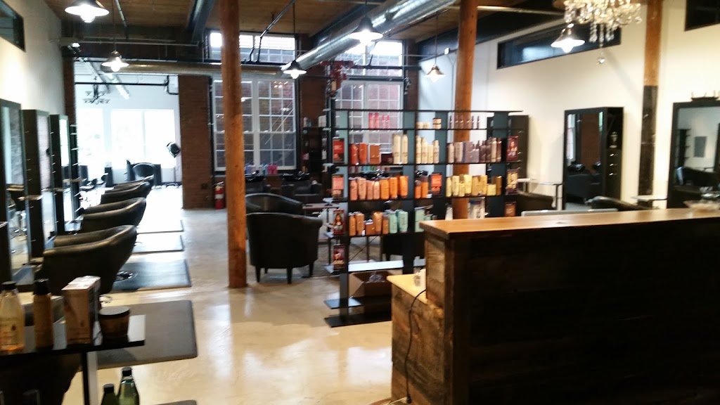 Beauty salon in Easthampton