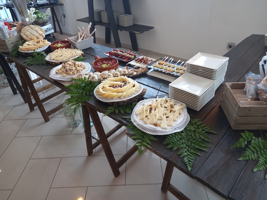 Restaurante Plaza Ubrique - Restaurante Para Grupos — Comida y bebida