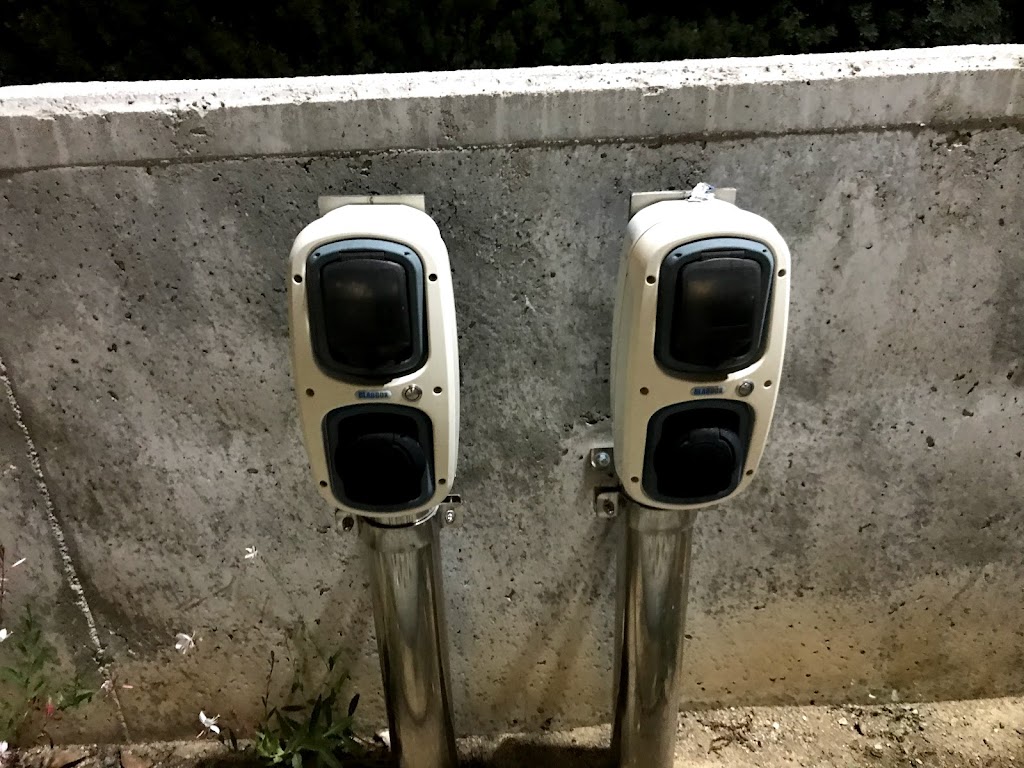 Punt recarrega electrica cotxes i motos