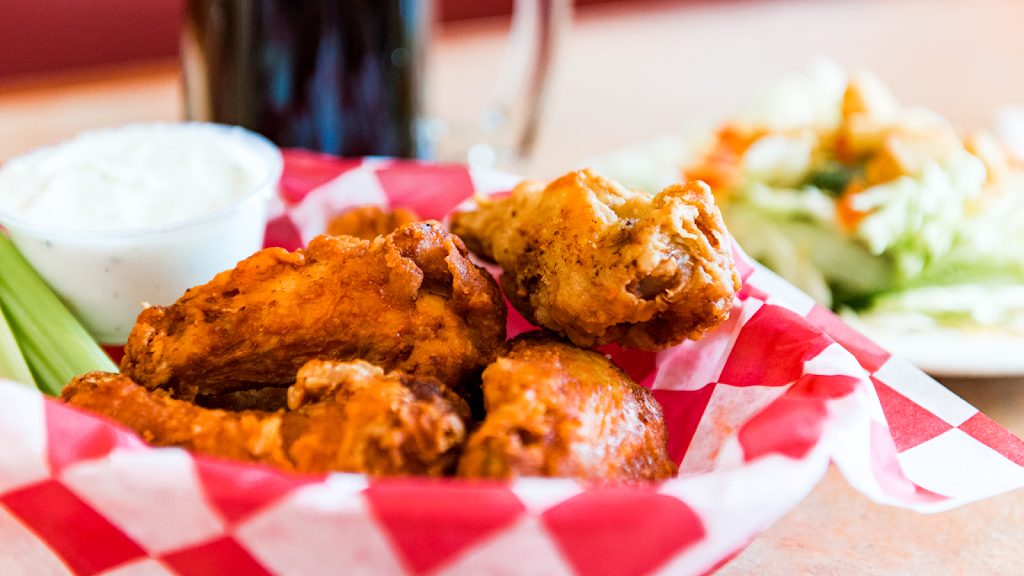  Willow River Saloon/Carbone's Pizzeria