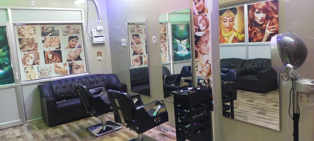 Sri Maya Ladies Beauty Parlour Aari Work Institute