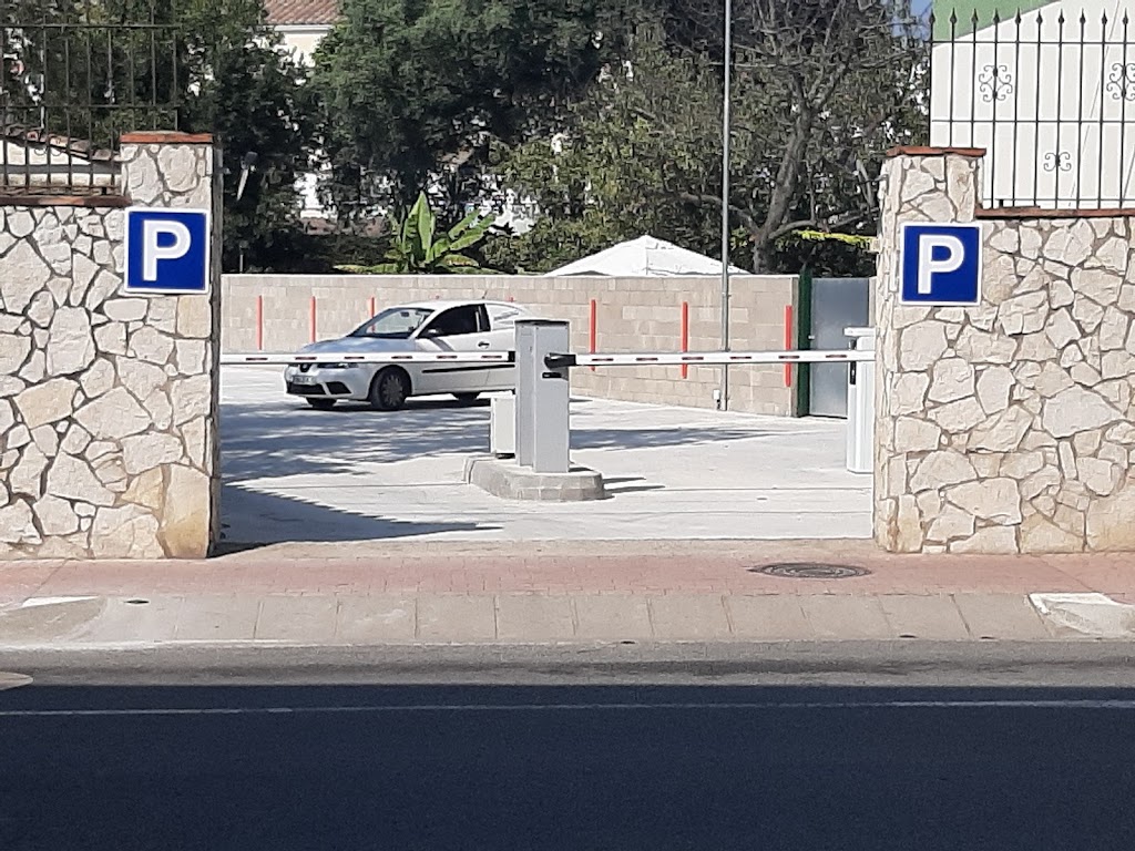 Aparcamiento El Suro — Signo