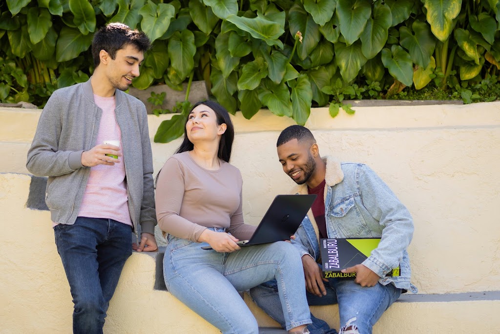 ZABALBURU IKASTETXEA