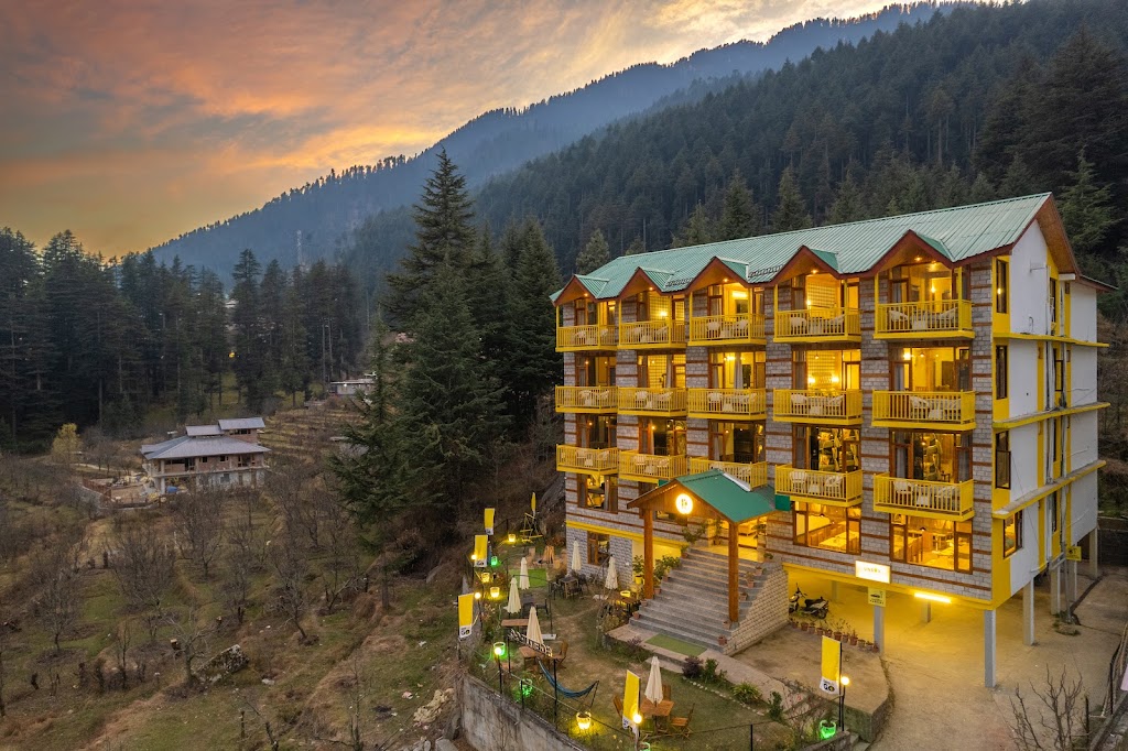 The Hosteller Manali Old Manali