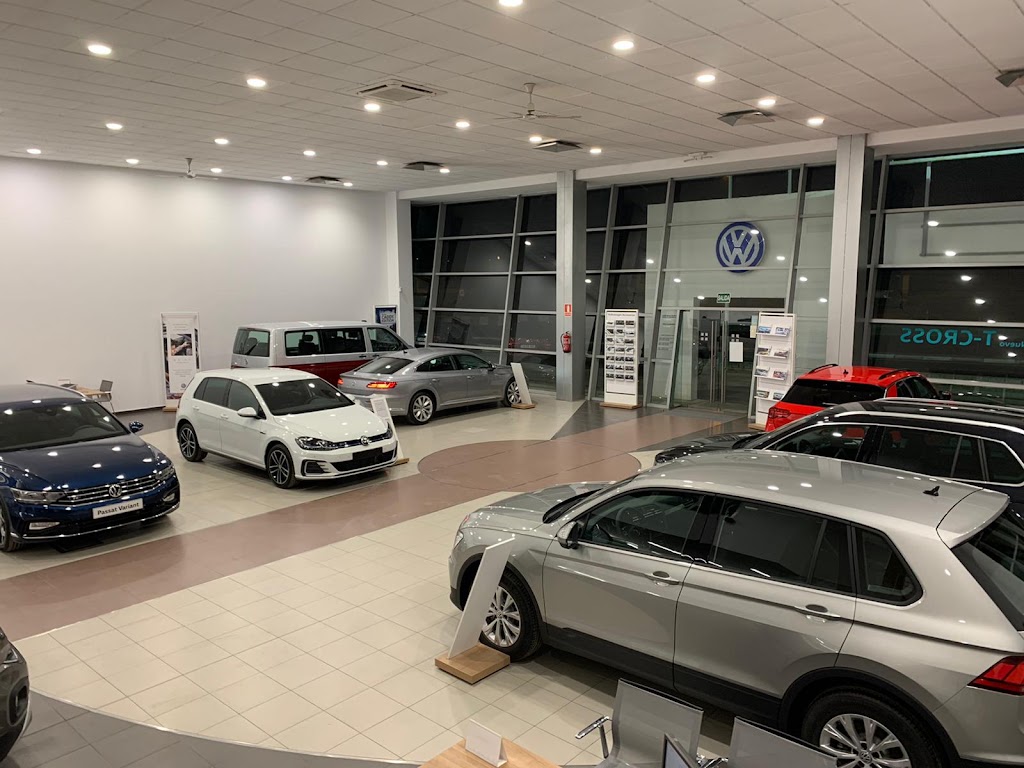 Helmantica Valcabado - Concesionario Oficial Volkswagen — Interior