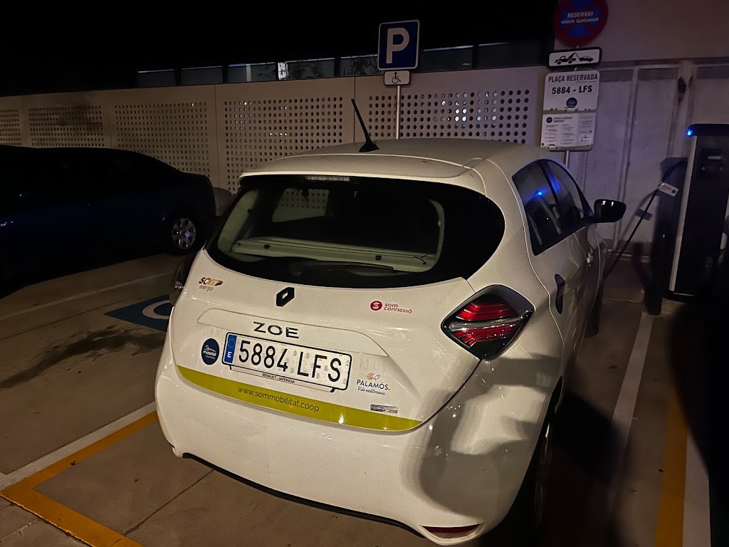Estacion de carga de vehiculos electricos