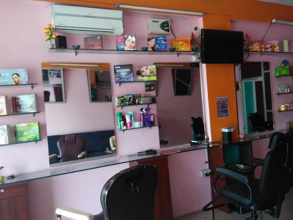 Silambu Unisex Saloon & Spa