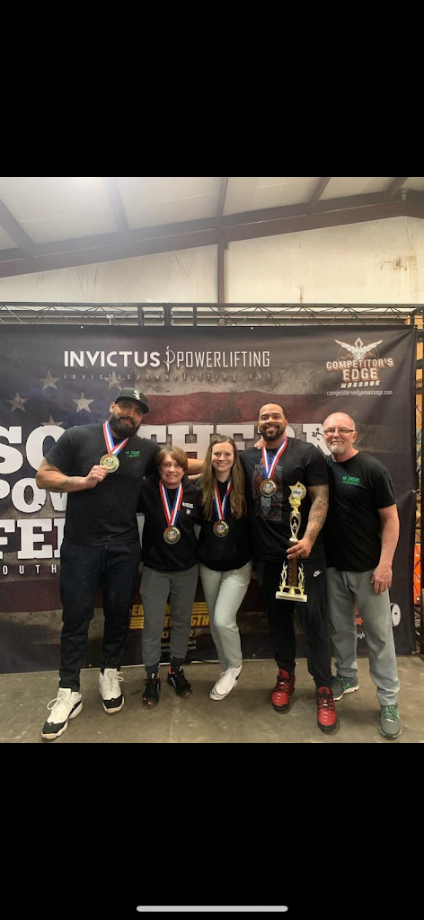  No Excuse Fitness & Tanning