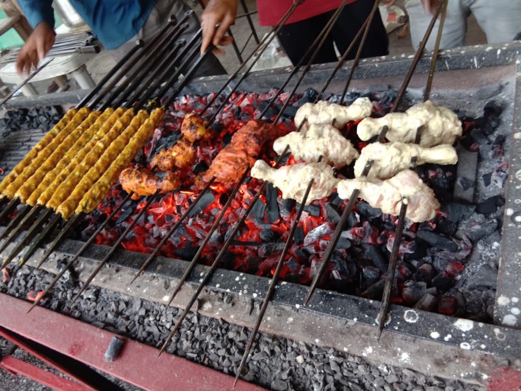 Lucky Family Dhaba