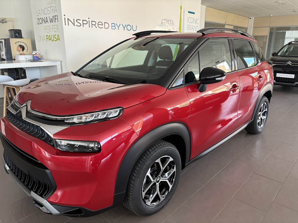 Oscar Alquiler de Coches Figueres