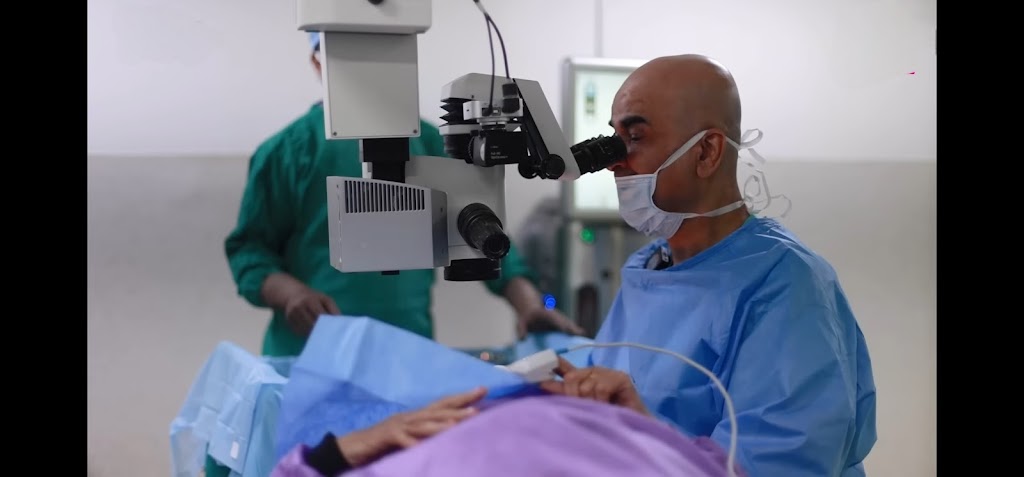 Dr Kamal B Kapur