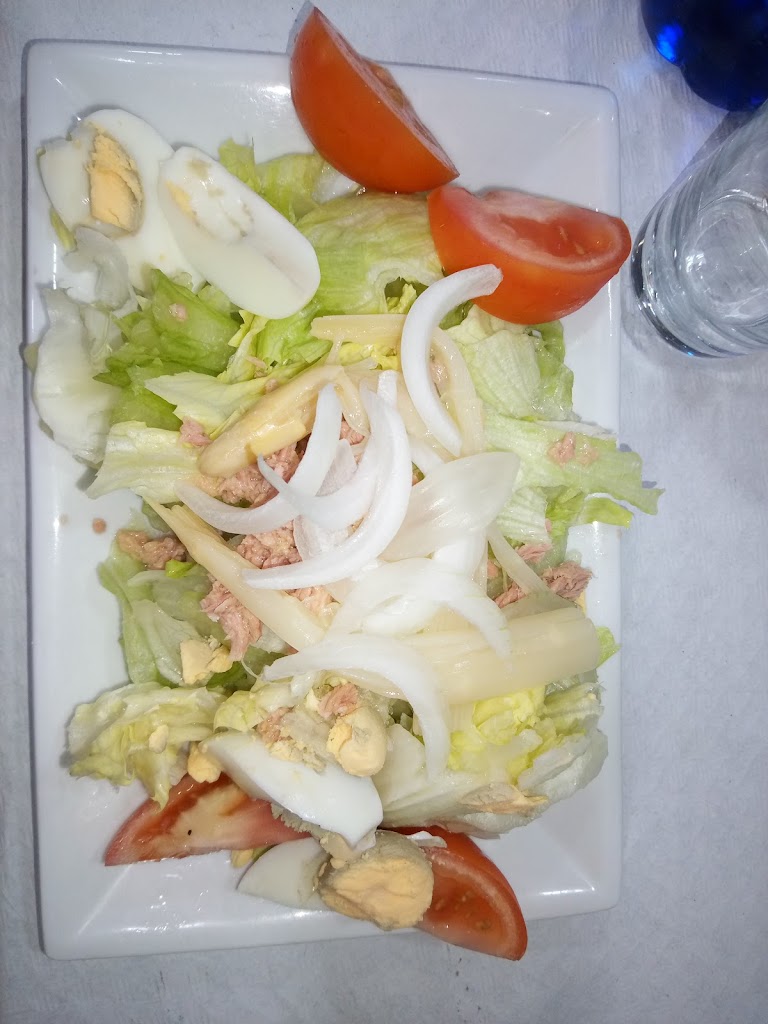 Molina Bar Restaurante — Comida y bebida