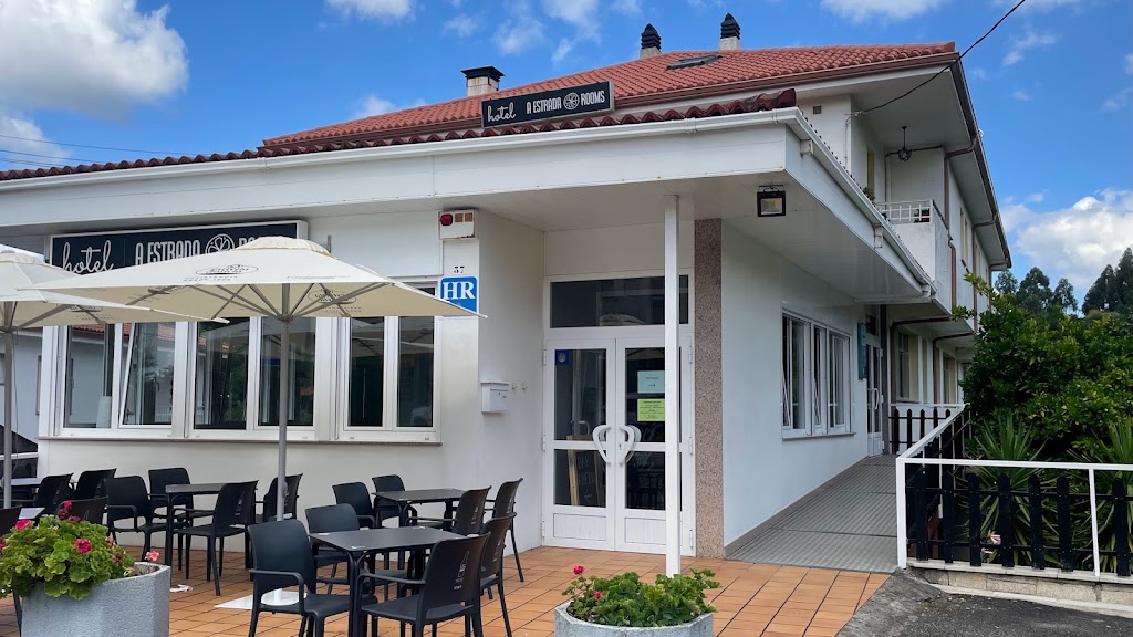 Hotel A Estrada Rooms — Exterior