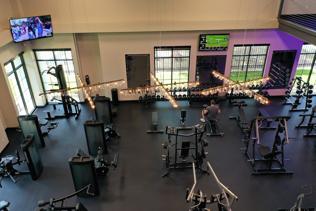  Di-Hard Fitness Studio