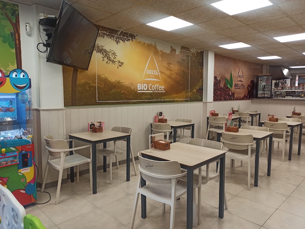 Rustik Cafeteria — Ambiente