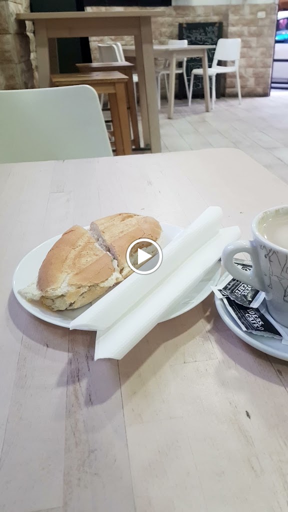 Bar Molina — Videos