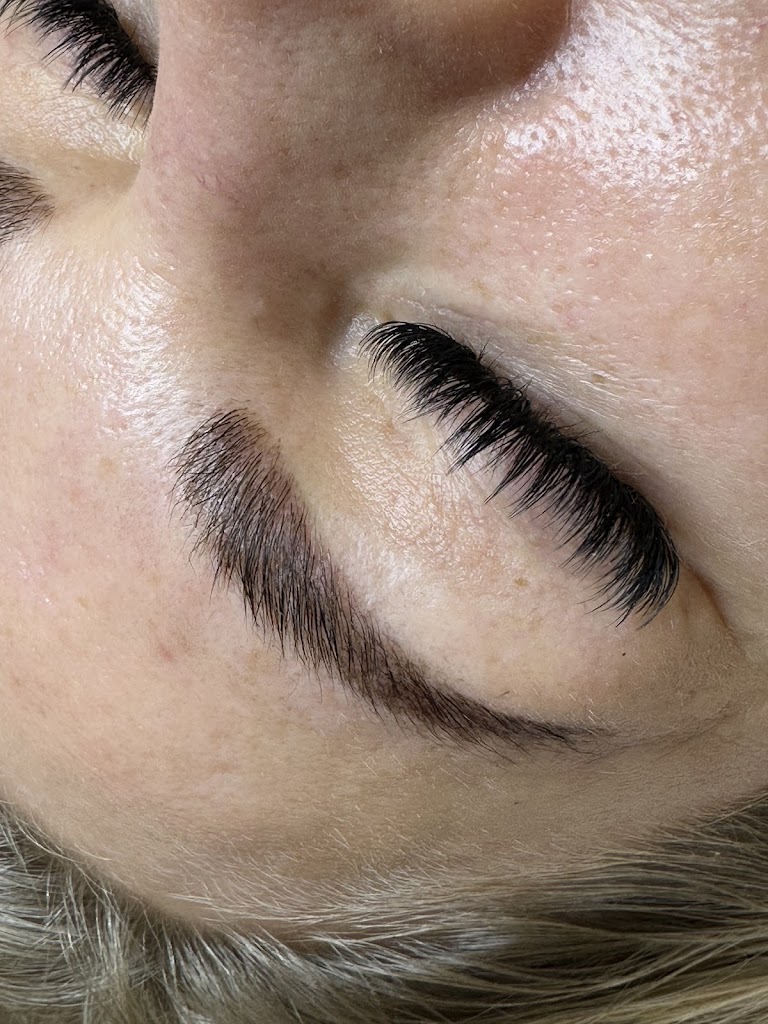 VIP EYELASHES by Ella Sova
