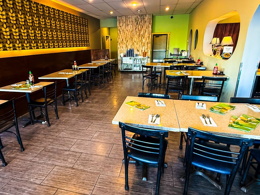 Summer Roll Restaurant in Saskatoon