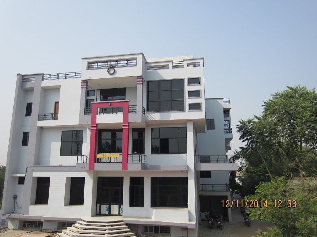 Hotel Kesar Palace