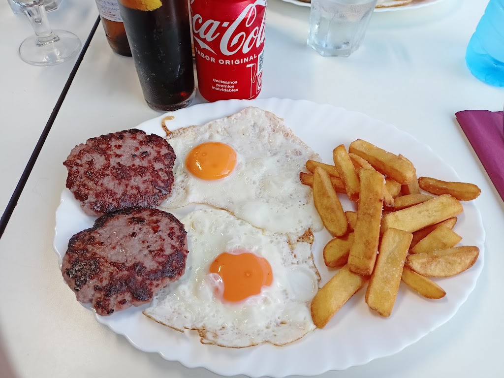 Las Brujas Bar — Milanesa