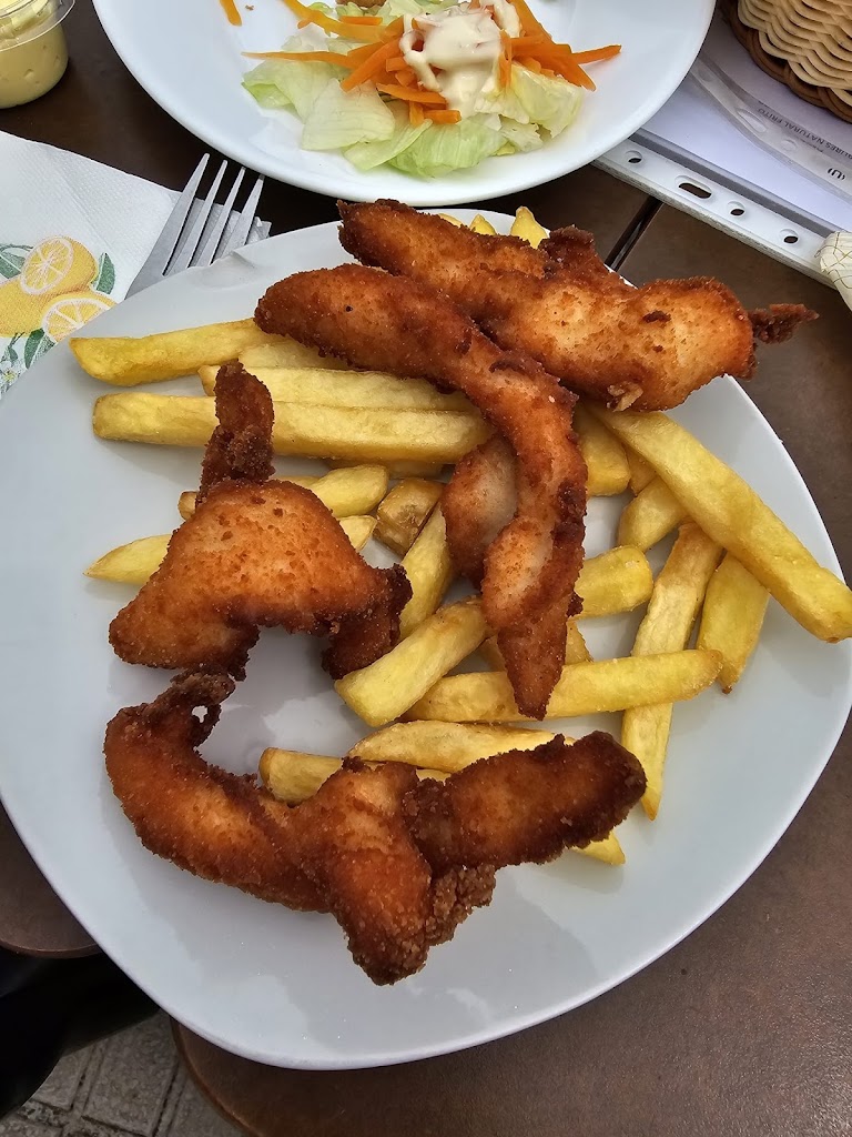 Bar Los Albures — Comida y bebida