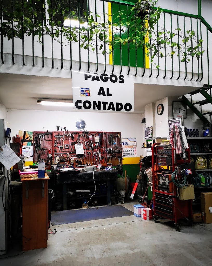 Taller Auto Avenida - Multi Taller — Exterior