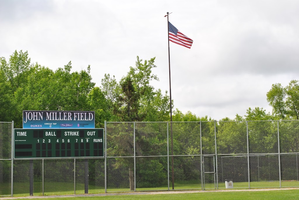  Circle Tap Bar & Grill