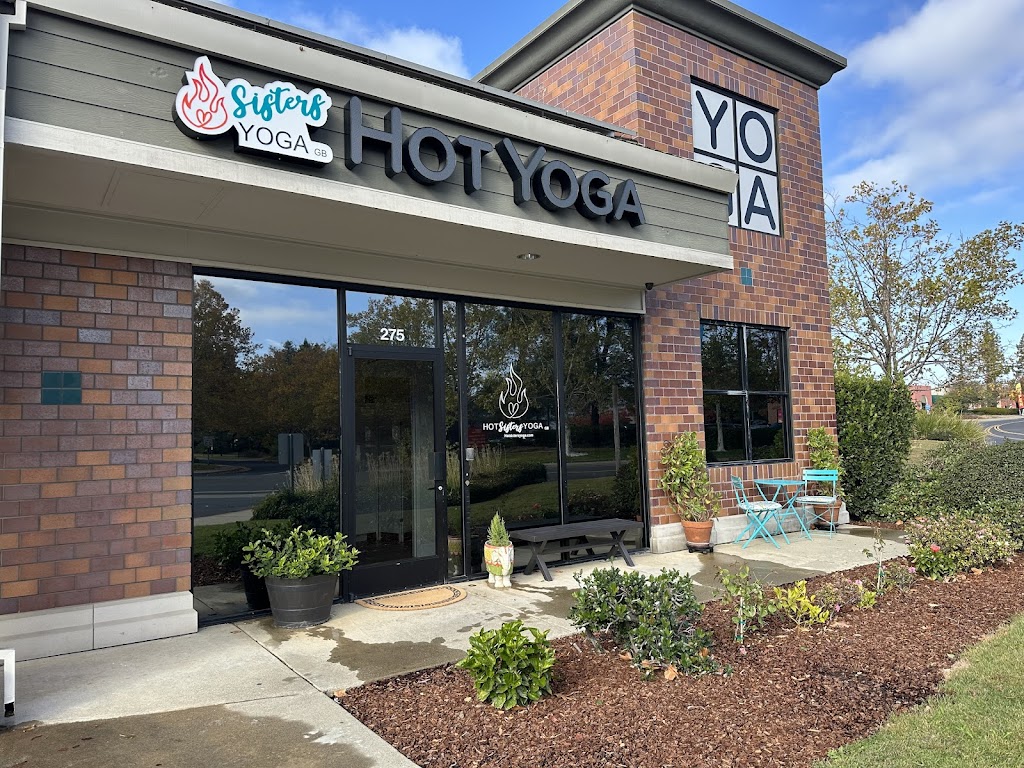  Hot Sisters Yoga