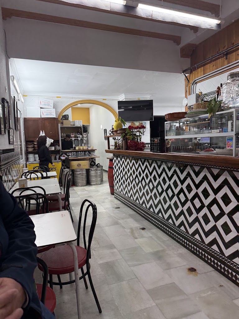 Bar El Rincon de Jabugo — Ambiente